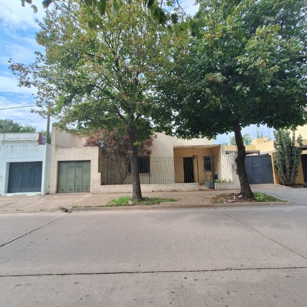 LOPEZ 830